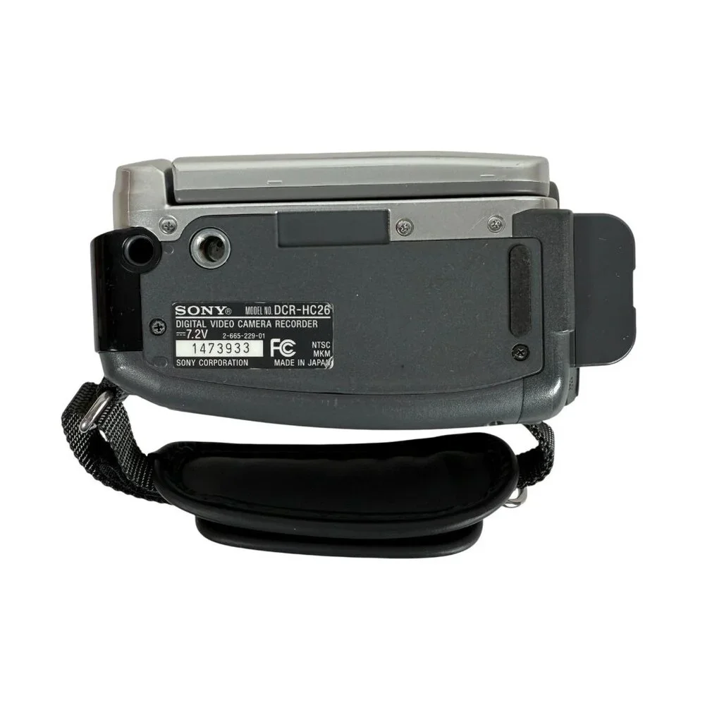 Sony Handycam DCR-HC26 Digital MiniDV Camcorder 2.5